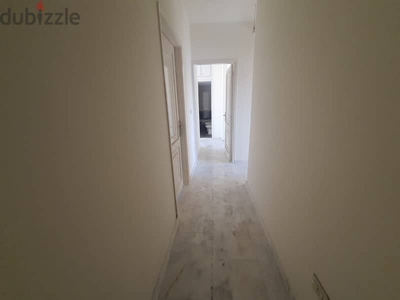 Apartment for sale in Ras El Nabeh, with terraceشقة للبيع في راس النبع 9