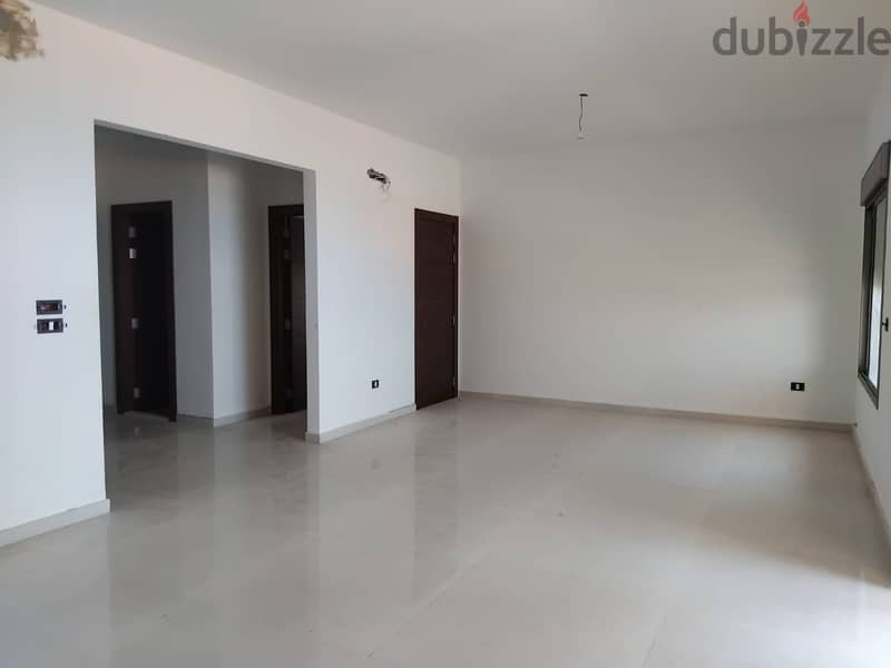 Apartment for sale in Kfaraabida شقة للبيع في كفرعبيدا 3