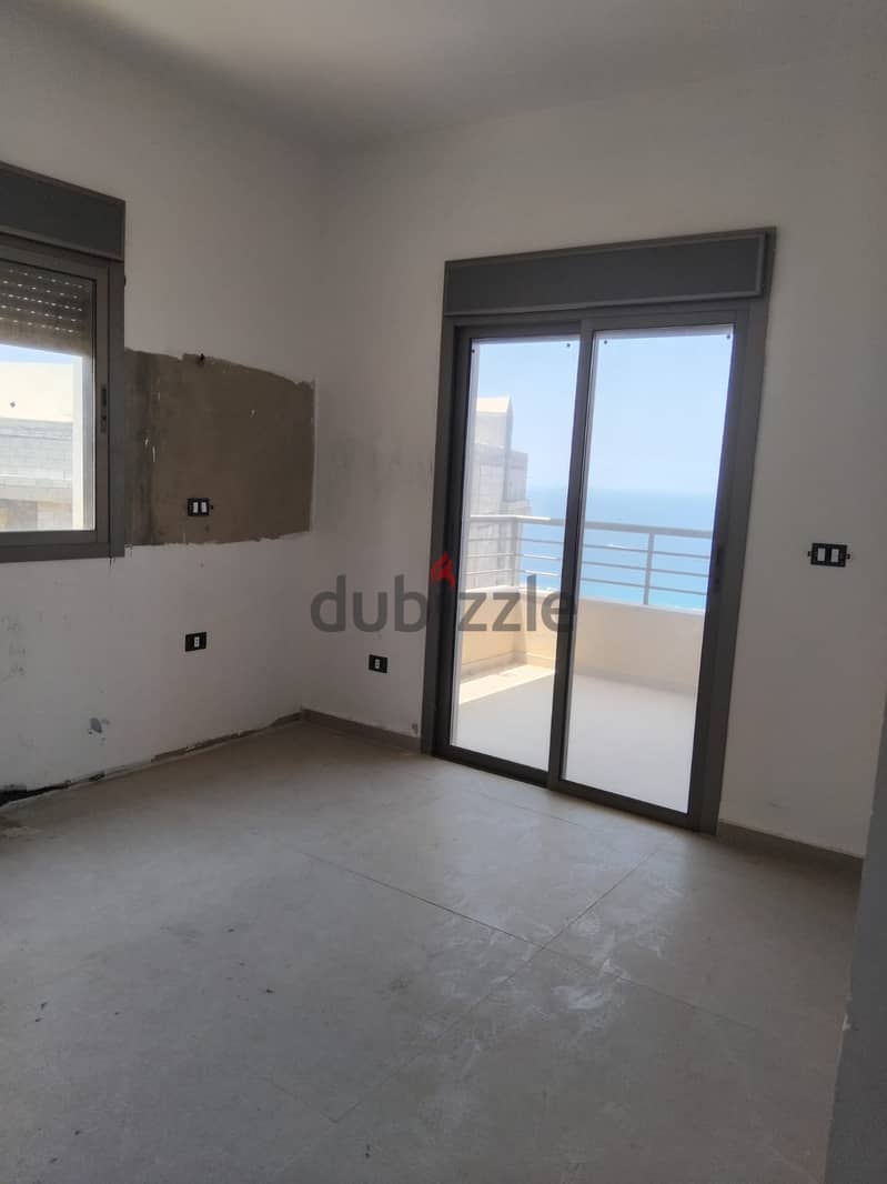 Apartment for sale in Kfaraabida شقة للبيع في كفرعبيدا 4