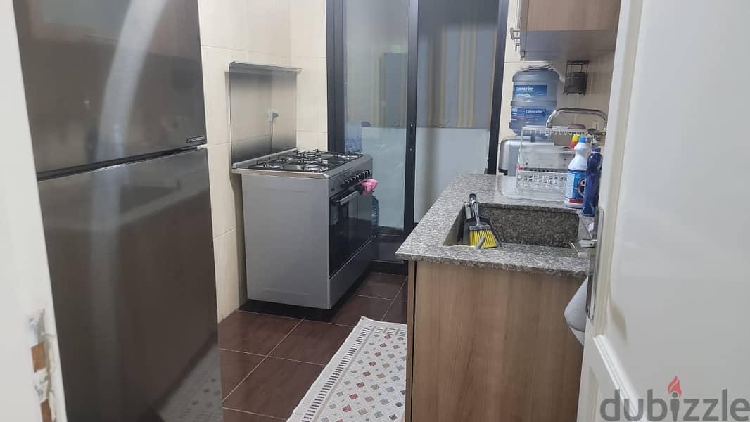 Apartment For Sale In Burj Abi Haidarشقة للبيع في برج ابي حيدر 4