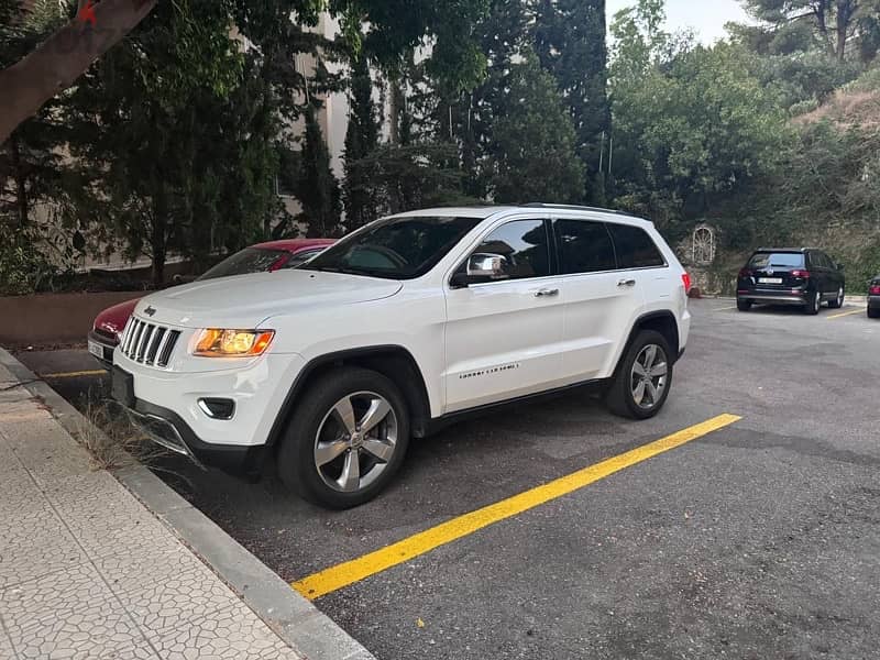 Jeep Grand Cherokee clean carfax 18