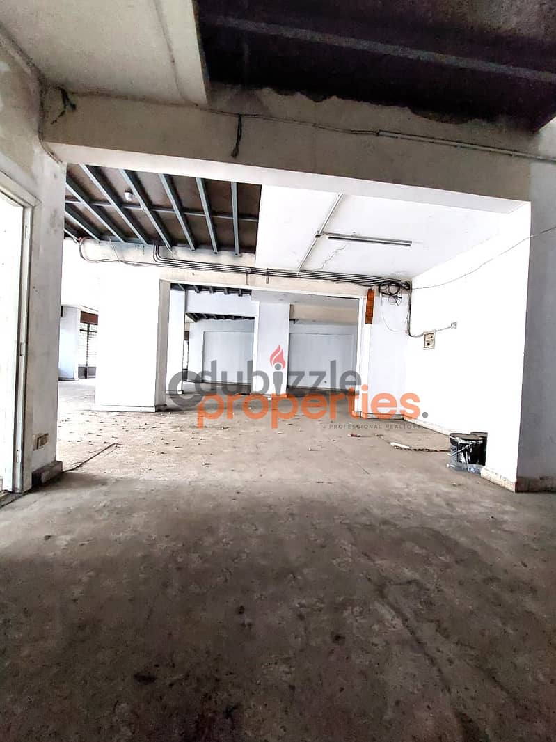 Shop for rent in Jdeideh / Showroomمحل للايجار في الجديدة  CPSM135 3