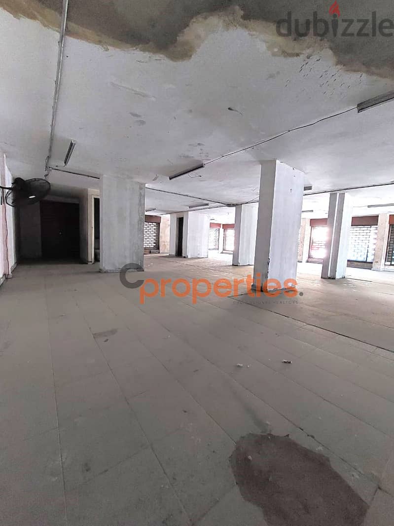 Shop for rent in Jdeideh / Showroomمحل للايجار في الجديدة  CPSM135 11