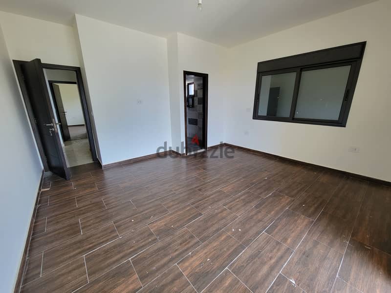 RWB158CH - Brand new apartment for sale in Halat Jbeil 6