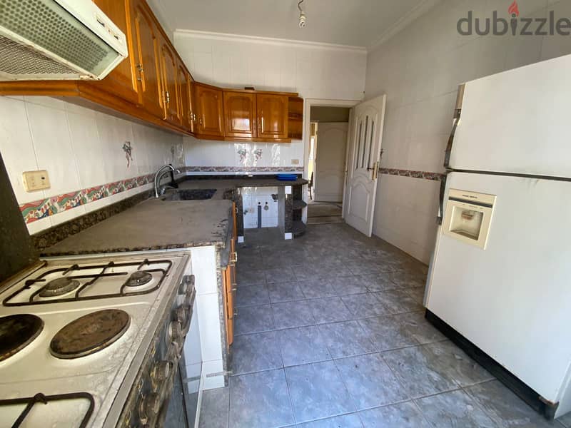 Apartment For Sale In Rawche شقة للبيع في الروشة 8