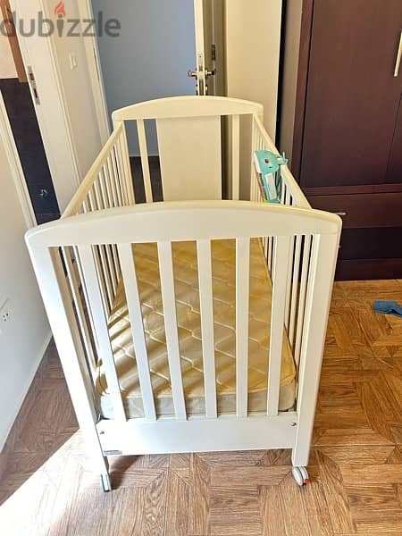 baby crib with mattress from pink and blue 1