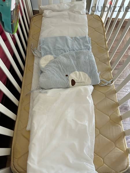 baby crib with mattress from pink and blue 7