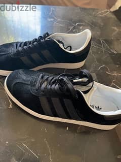 adidas for sale   size 8   aw 41.5