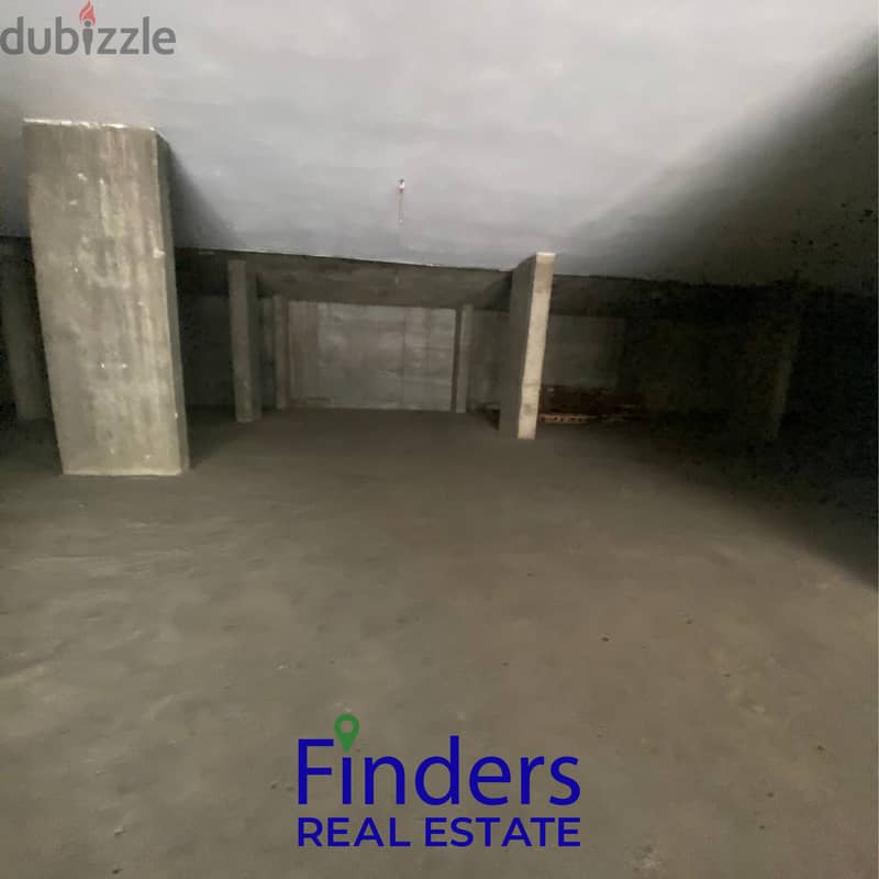 Warehouse For Rent in Mansourieh!    مستودع للإيجار في المنصورية 1