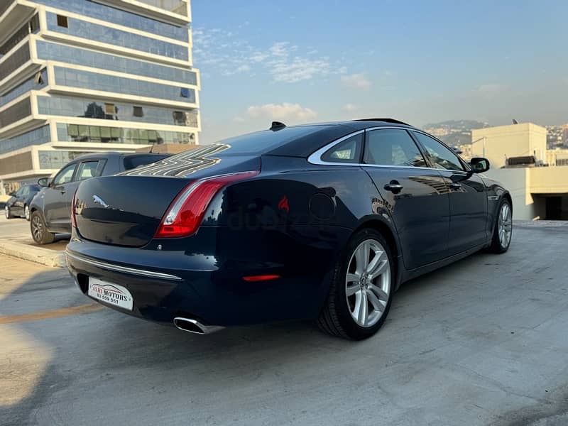 Jaguar XJ8 2011 آتوستراد ميرنا الشالوحي V8 13