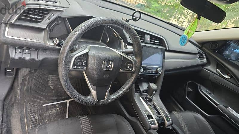 Honda Civic 2018 6