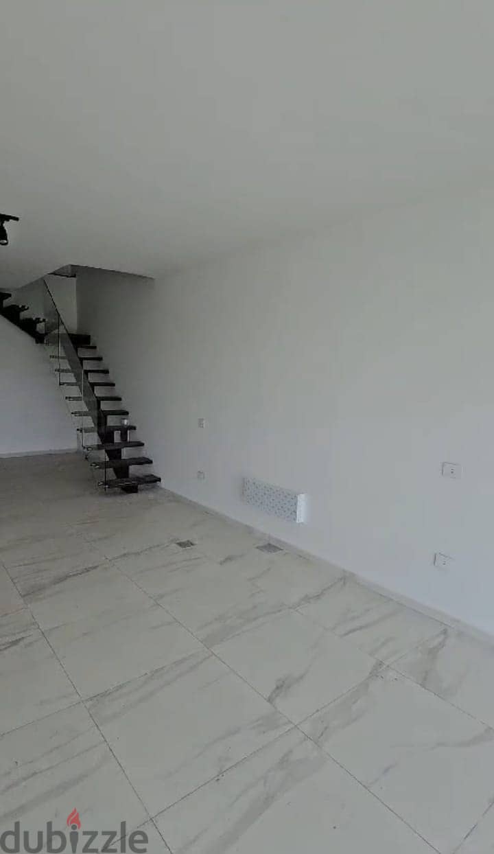 Duplex for sale in Mansourieh دوبليكس للبيع في منصورية 2