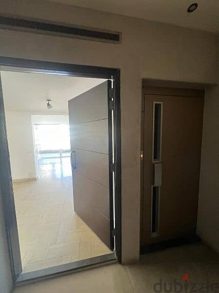 Sea View I Prime Location 350 SQM Apartment in Ain Al Tineh . 3