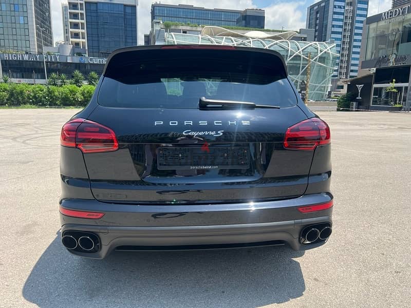 Porsche Cayenne S 2015 4