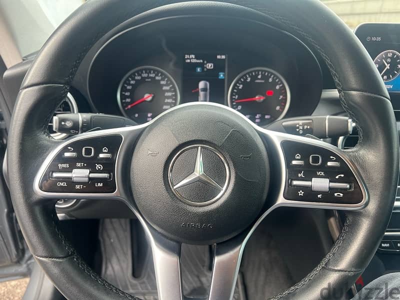 Mercedes-Benz C-Class 2019 11