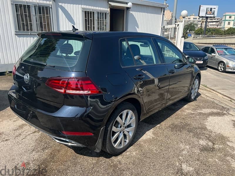 Volkswagen Golf 2019 3