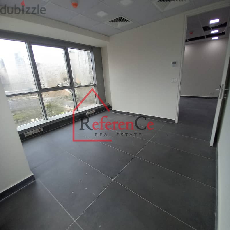 Brand new office for rent at Ashrafieh مكتب جديد للإيجار في الأشرفية 1