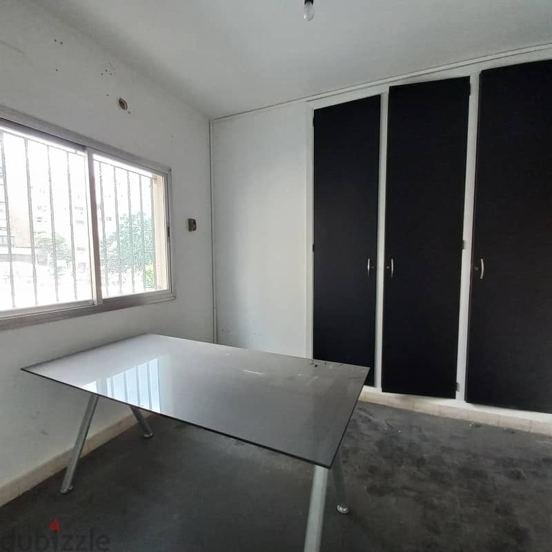 Office with 4 parking in Jal el Dib for rent 8