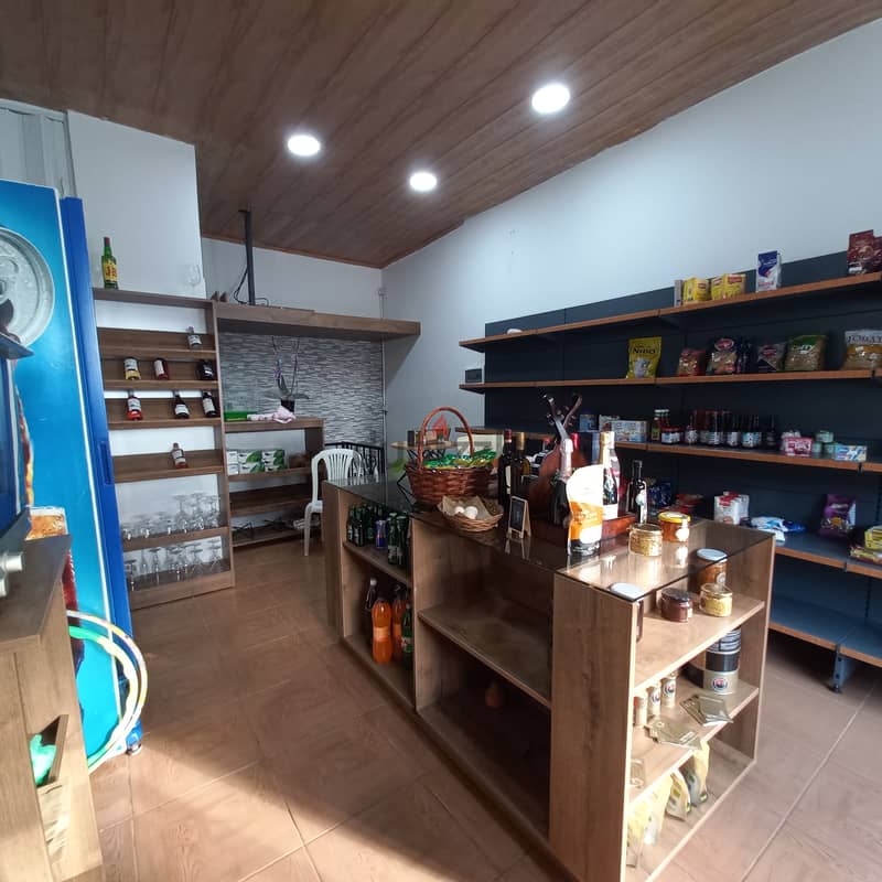 Eqquiped Shop in Bqenneya for rent محل مجهز للإيجار في بقانيا 1