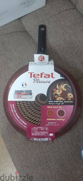 طواية tefal 28cm بورقتها