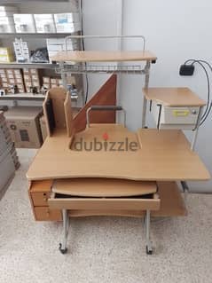 Computer Table_طاولة حاسوب