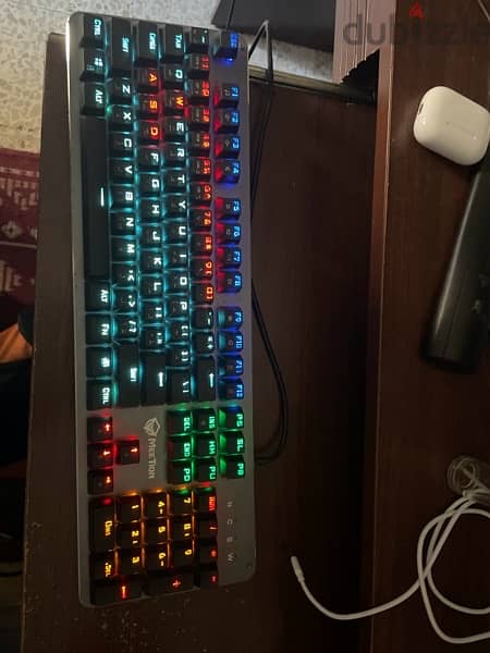 mechanical keyboard very good condition 0