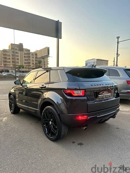 Land Rover Evoque 2017 4