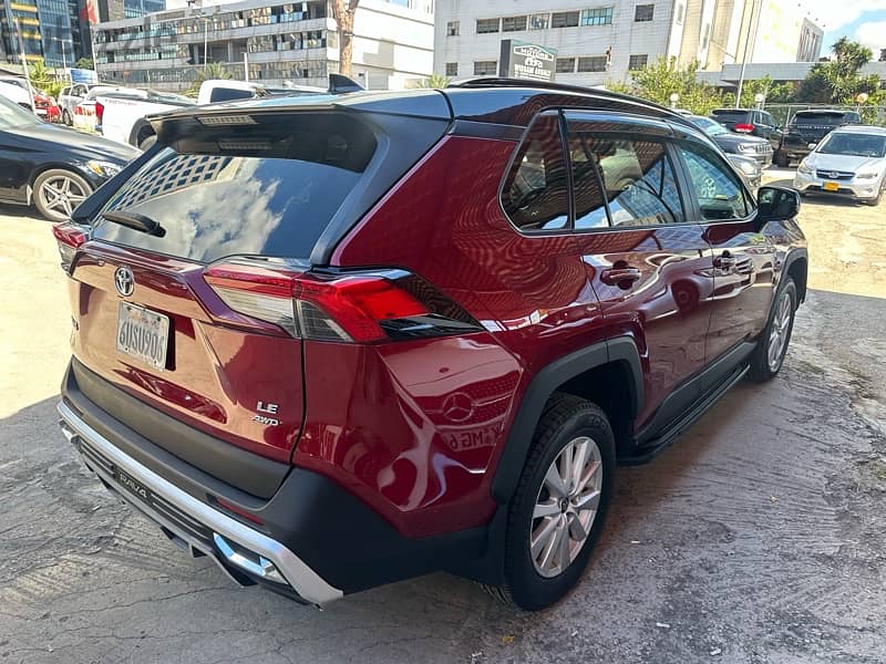 Toyota RAV 4 AWD like new 2019 California 2