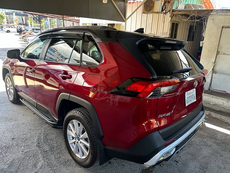 Toyota RAV 4 AWD like new 2019 California 16