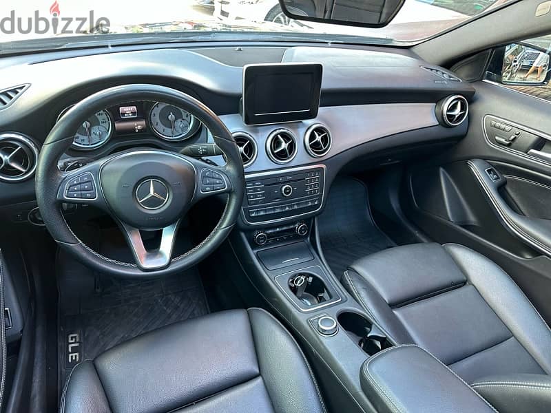 Mercedes-Benz GLA-Class 2017 12