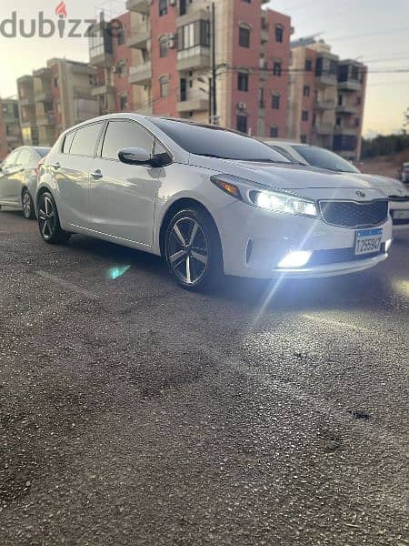 Kia Forte 2018 EX Limited 2