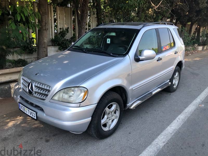 Mercedes-Benz ML-Class 2001 1