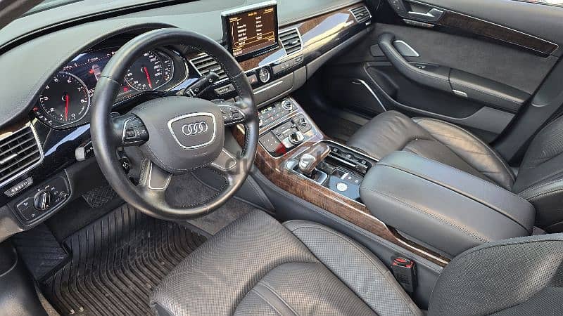 Audi A8 2011 6