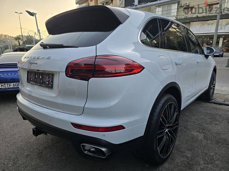 Porsche Cayenne 2016 3