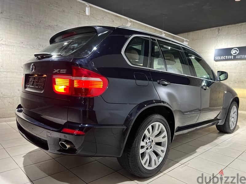 BMW X5 2009 in excellent condition 9