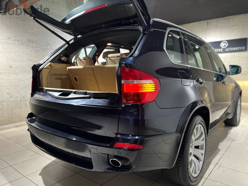 BMW X5 2009 in excellent condition 15