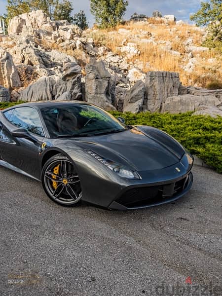 Ferrari 488 GTB 2016, Under Warranty + Service Package. Carbon Pack 19