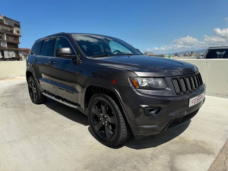 Jeep Grand Cherokee 2015 شاشة كبيرة 3