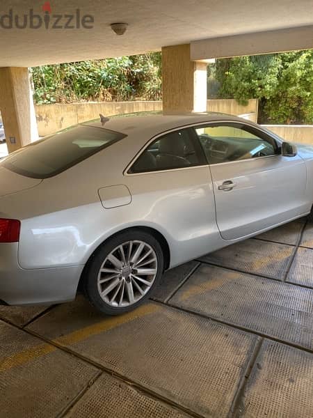 Audi A5 2011 1