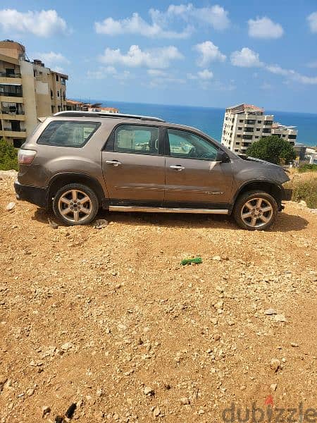 GMC Acadia 2011 parts 8