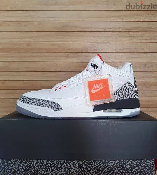 Air Jordan
Air Jordan 3 Retro NRG White cement  'Free Throw Line' 1