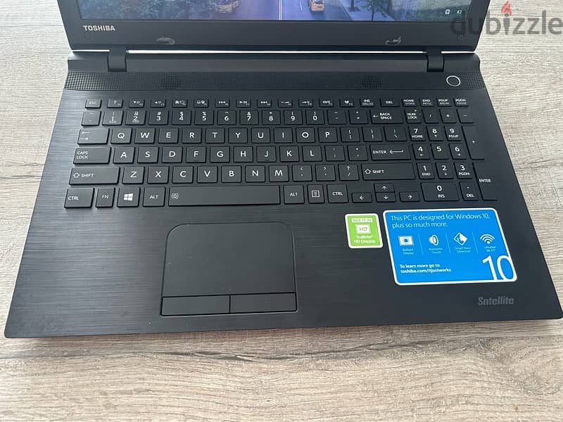 HP ENVY x360 Convertible & TOSHIBA SATELLITE C55-C5241 8