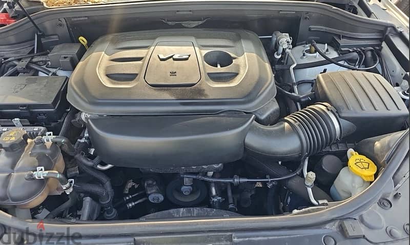 Jeep Grand Cheroke High Altitude v6 12