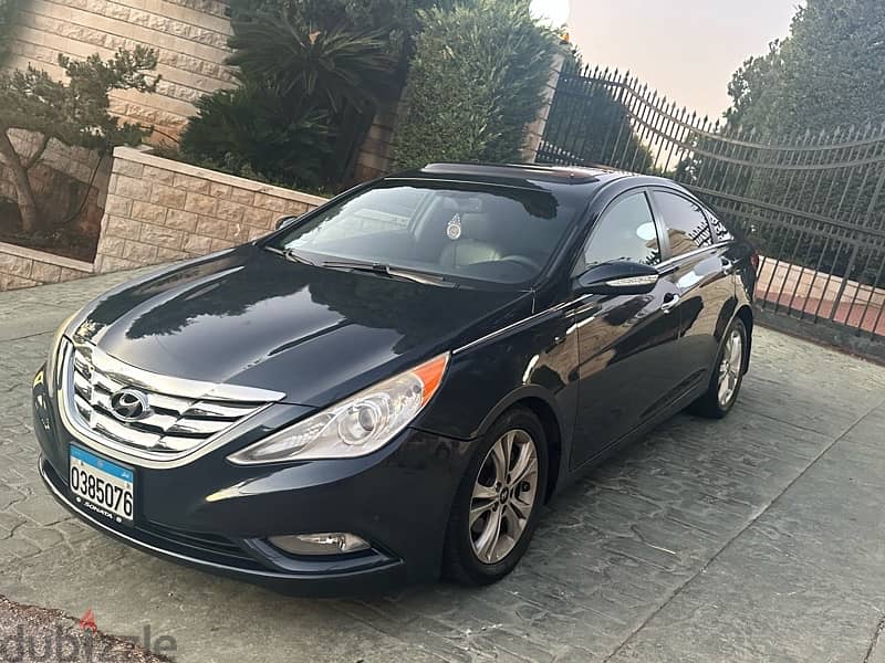 Hyundai Sonata 2013 1