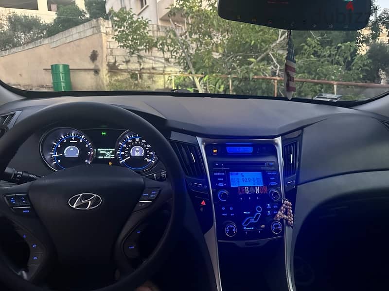 Hyundai Sonata 2013 4