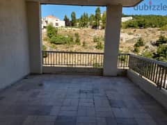 RWK352CS - 190 SQM Well Maintained Apartment For Sale In Klayaa 0