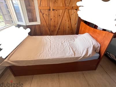 مفرد ونص    with mattress massif wood