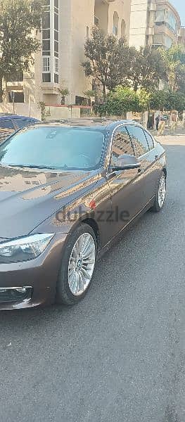 BMW 3-Series 2012 1