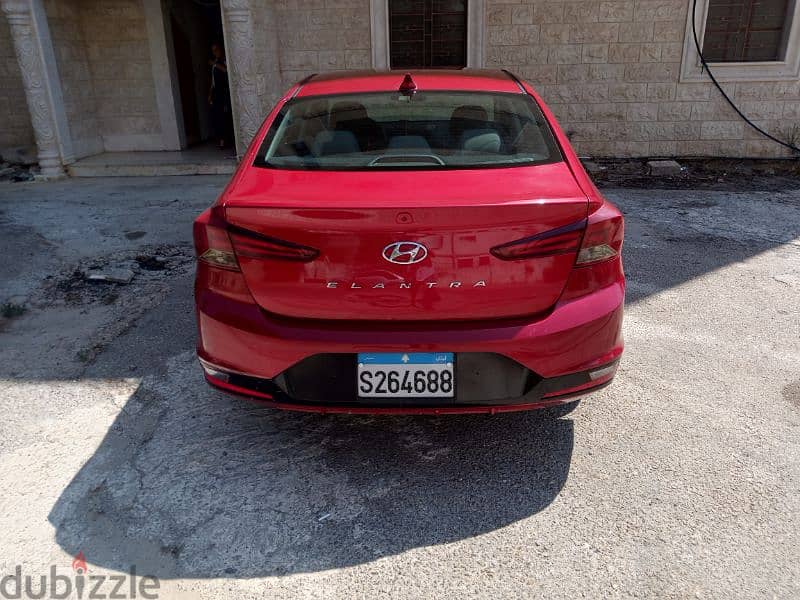 new Hyundai Elantra 2019 (32000miles) 3