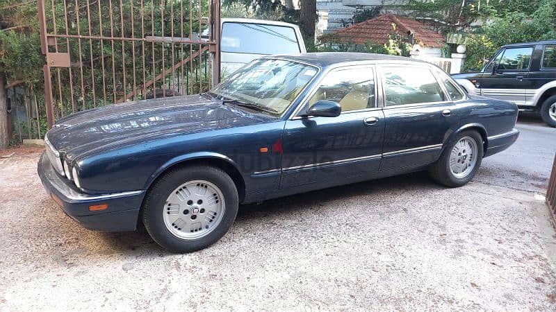 Jaguar Vanden Plas 1995 2